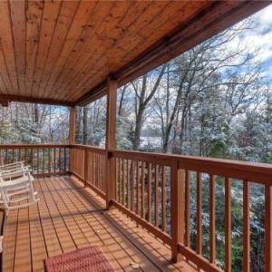 Dew South 2 Bedrooms Sleeps 8 Views Arcade Hot tub Pet Friendly Gatlinburg