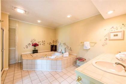 Shooting Star 4 Bedroom Hot Tub Pool Access Pet Friendly Sleeps 10 - image 15