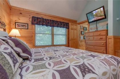 Americana 2 Bedrooms Sleeps 6 View Pool Access Hot Tub Fireplace - image 16