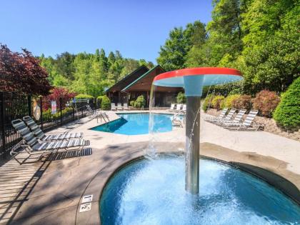 Americana 2 Bedrooms Sleeps 6 View Pool Access Hot Tub Fireplace - image 5