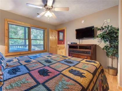 Bear’s Corner 3 Bedrooms WiFi Pool Table Hot Tub WiFi Sleeps 10 - image 19