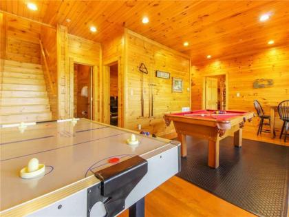 Big Sky Lodge II 7 Bedrooms Sleeps 28 Theater Arcades Hot Tub Gazebo - image 5