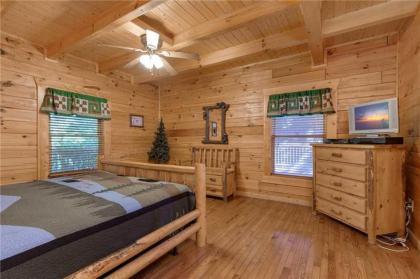 Mountain Dreams 4 Bedrooms Sleeps 11 Pool Access Game Room Hot Tub - image 19