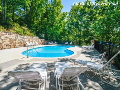 Woodshed 2 Bedrooms Sleeps 5 Mountain View Jetted Tub Pool Access - image 13