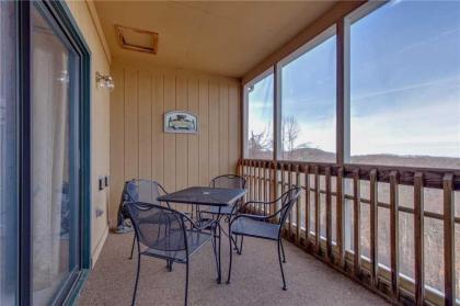 Ski View Mountain Resort 305 2 Bedrooms Mountain Views WiFi Sleeps 6 - image 16