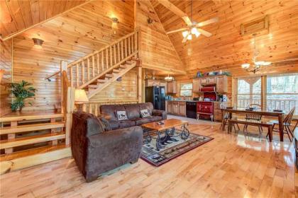 Hemlock Manor 3 Bedrooms Sleeps 10 WiFi Game Room Hot Tub Fireplace - image 20