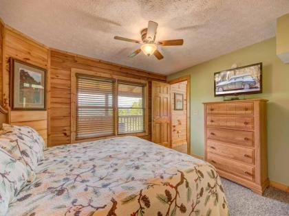 Highpoint Escape 3 Bedrooms Mountain Views Hot Tub WiFi Sleeps 10 - image 9