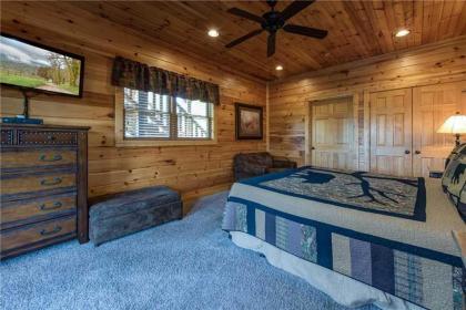 Mountain View Lodge 8 BR Hot Tub Pool Table Theater Room Sleeps 24 - image 11