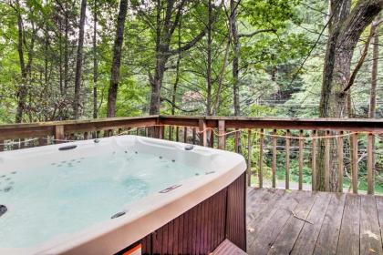 A-Frame Gatlinburg Home with Hot Tub 2 Mi to Parkway - image 10