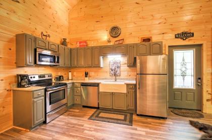 Cabin with Hot Tub and Game Room 5 Mi to Gatlinburg! - image 7