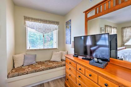 High Life about Condo with Community Pool in Gatlinburg - image 12