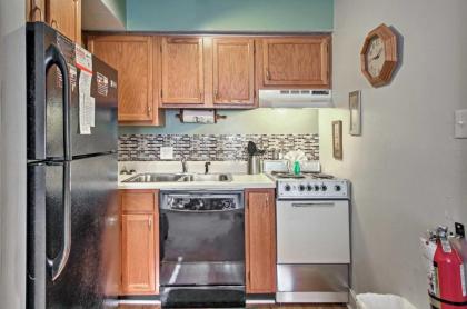 High Life about Condo with Community Pool in Gatlinburg - image 6