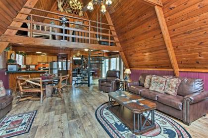 A-Frame Gatlinburg Cabin with Deck and Private Hot Tub! - image 15