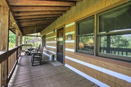 Greenbrier Lodge about 1 Mi to Smoky Mtn Natl Park - image 12