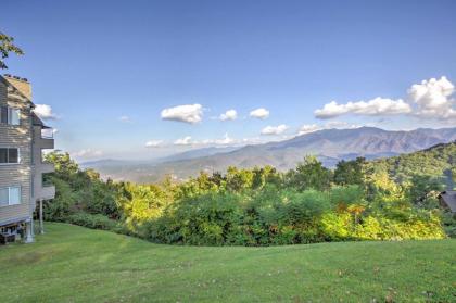 Gatlinburg Condo with Pool Access Balcony and Mtn View - image 10