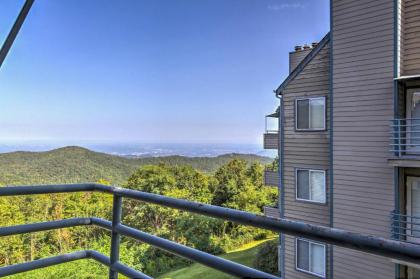 Gatlinburg Condo with Pool Access Balcony and Mtn View - image 16