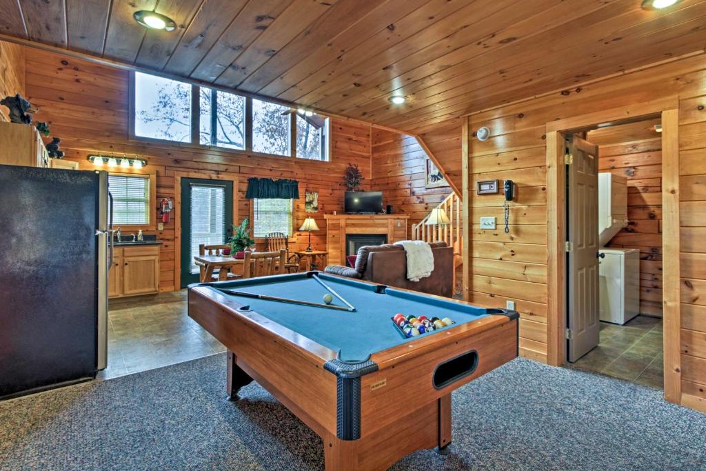 Log Cabin with Pool Table and Hot Tub in Gatlinburg! - image 6