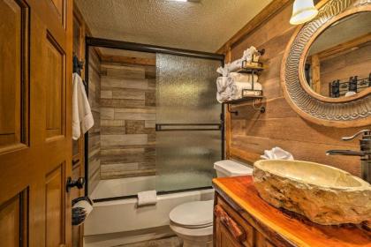 High Alpine Condo with Pool Less Than 1Mi to Ober Gatlinburg - image 17