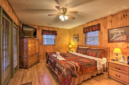 Private Gatlinburg Cabin Pet Friendly with Hot Tub! - image 18