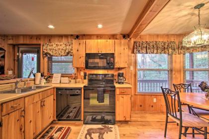 Private Gatlinburg Cabin Pet Friendly with Hot Tub! - image 6