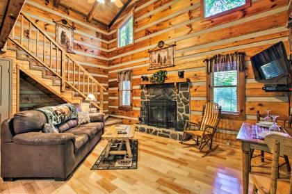 Secluded Forest Cabin - 4 Mi to Dwntwn Gatlinburg! - image 16