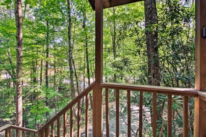 Secluded Forest Cabin - 4 Mi to Dwntwn Gatlinburg! - image 8