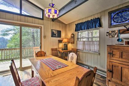 Secluded Mtn-View Cabin with Deck 2Mi to Gatlinburg - image 13