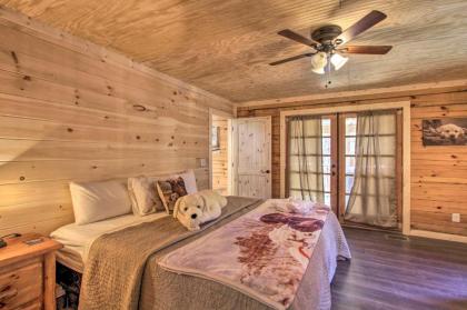 Rustic Gatlinburg Getaway with Hot Tub and Kids Loft! - image 8