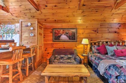 Two Hearts Gatlinburg Cabin with Hot Tub Amenities - image 12