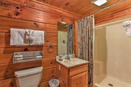 Two Hearts Gatlinburg Cabin with Hot Tub Amenities - image 17