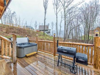 Cozy Cub Hideaway 2 BR Hot Tub Pool Access Fireplace Sleeps 6 - image 20