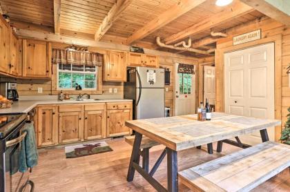 Gatlinburg Cabin in the Woods with Hot Tub Fire Pit - image 6