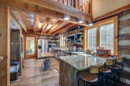 Hand Hewn Hideaway Stunning Gatlinburg Cabin with Hot Tub Table Games and Outdoor Oasis - image 14