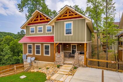 A Majestic Hilltop chalet Tennessee