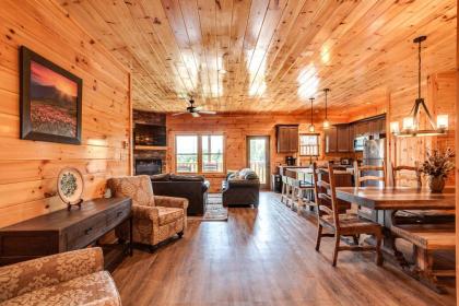 Gatlinburg Cabin with Private Hot Tub by Staycating - image 6