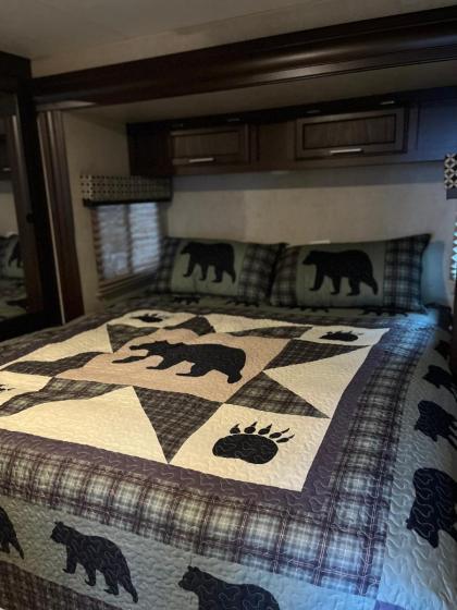 Relax and Unwind in a Modern Camper Gatlinburg