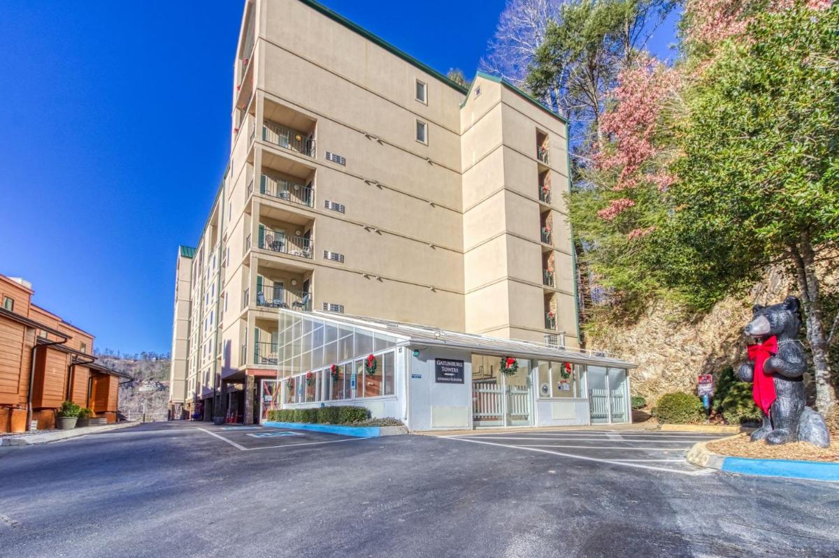 Gatlinburg Towers Condo Unit 501 - Great Location! Close to Town! condo - main image