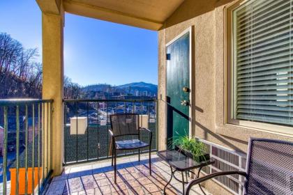 Gatlinburg Towers Condo Unit 501 - Great Location! Close to Town! condo - image 10