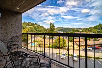 OLDE GATLINBURG PLACE UNIT 510 - GREAT LOCATION! CLOSE TO TOWN! condo - image 18