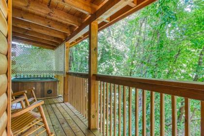 Cupid's Hideaway - Convenient to downtown Gatlinburg and the National Park! cabin - image 18