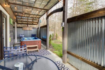 Pet-Friendly Gatlinburg Cabin with Game Room! Gatlinburg