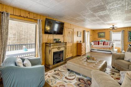 Pet-Friendly Gatlinburg Cabin with Game Room! - image 5