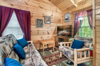 A Top Notch Lodge~Gatlinburg - image 9