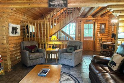 Pine Cone Cabin Gatlinburg