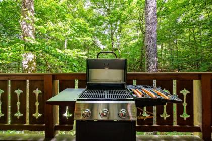 Bear Bottom Cabin - image 15