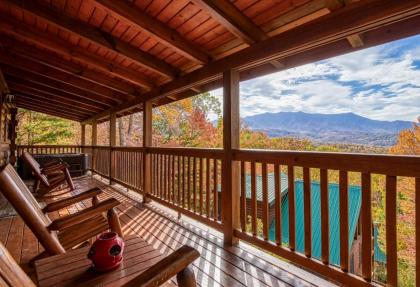 Enchanted View Lodge cabin Gatlinburg