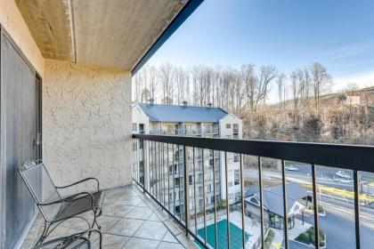 Downtown Gatlinburg Condo with Community Pool! - image 17