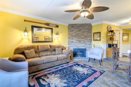 Downtown Gatlinburg Condo with Community Pool! - image 5